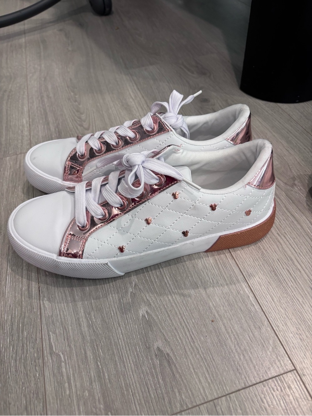 White and Rose Gold Minnie Mouse Quilted Women's Sneakers